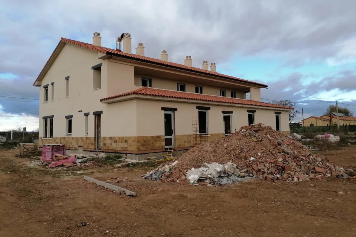 Construcción de Albergue de peregrinos con restaurante